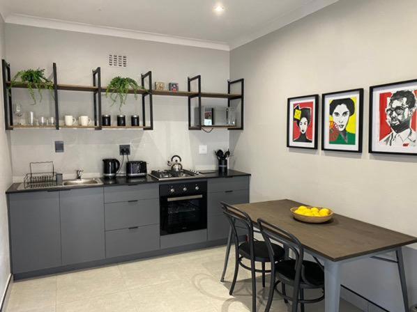 46 On Allcock Guest Apartment & Luxury Room 프레토리아 외부 사진