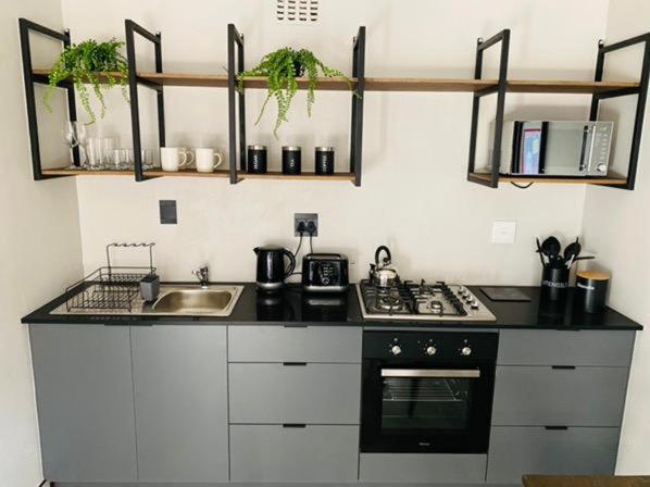 46 On Allcock Guest Apartment & Luxury Room 프레토리아 외부 사진